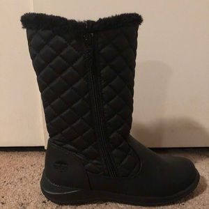 snow boots // black